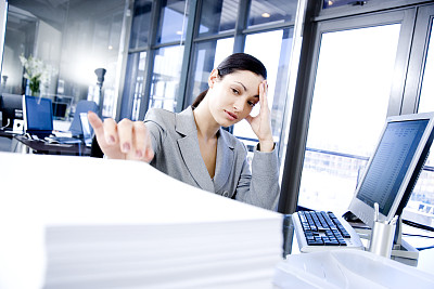 如何判斷是否存在勞動(dòng)關(guān)系？