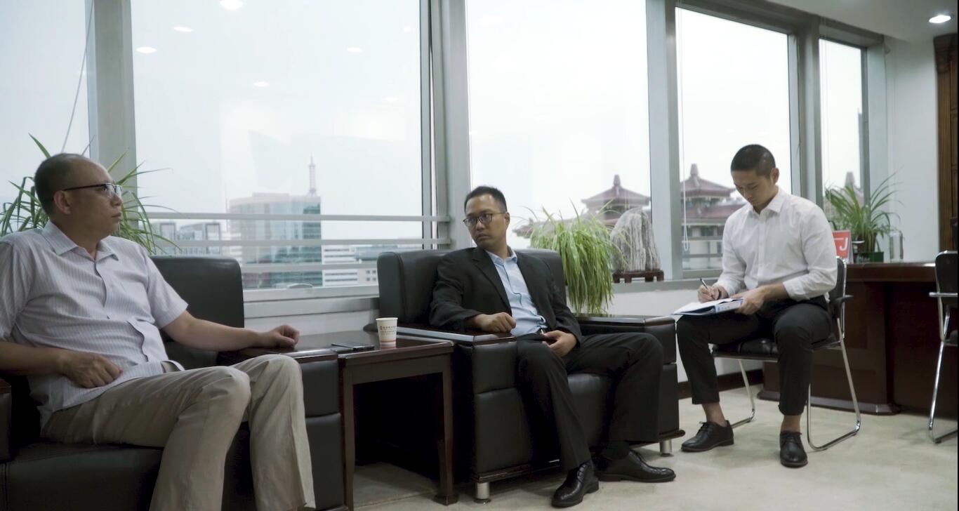 北京亮星辰文化傳播有限責(zé)任公司正式聘請(qǐng) 浩云律師團(tuán)隊(duì)作為企業(yè)法律顧問(wèn)